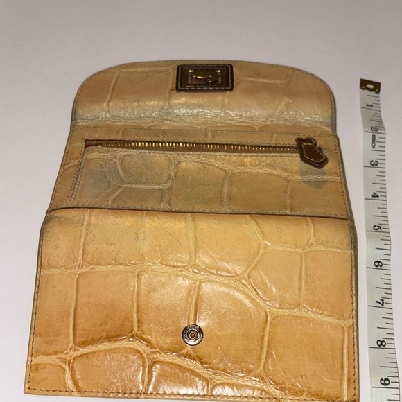 Dooney & Bourke Cream Crocodile Embossed Wallet - Picture 6 of 15